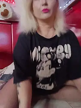 SquirtMilf00 online show from 04-12-26, 04:49