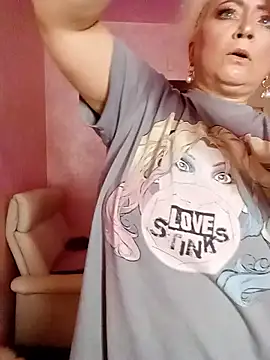 SquirtMilf00 online show from 02-16-26, 03:16