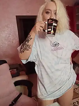 SquirtMilf00 online show from 11-04-25, 01:53