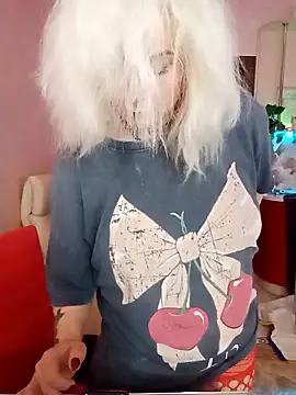 SquirtMilf00 online show from 02-14-26, 04:02