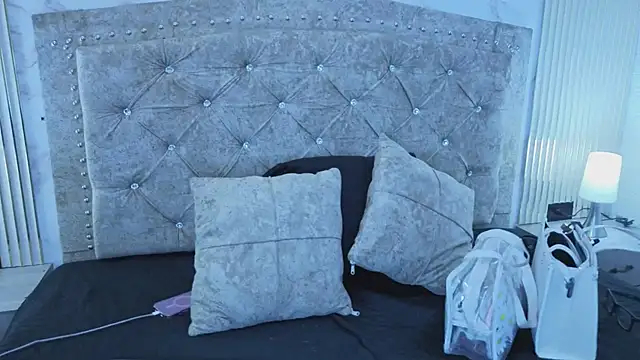 AnastasiaColeman online show from 03-16-26, 07:49