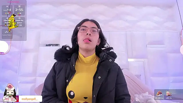 Im Molly Angel online show from 11-30-25, 01:56