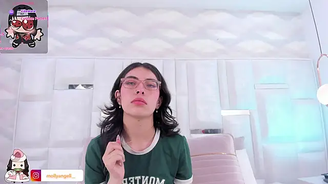 Im Molly Angel online show from 12-04-25, 08:08