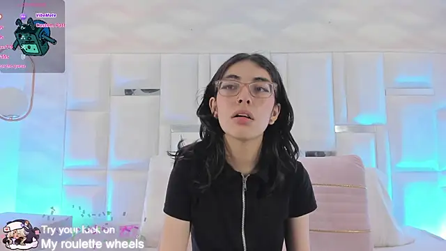 Im Molly Angel online show from 02-19-26, 08:50