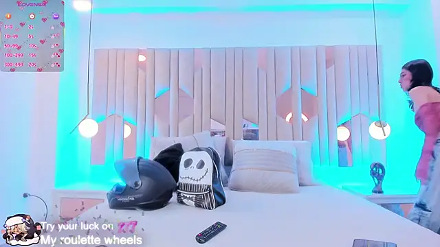 Im Molly Angel online show from 02-23-26, 08:20