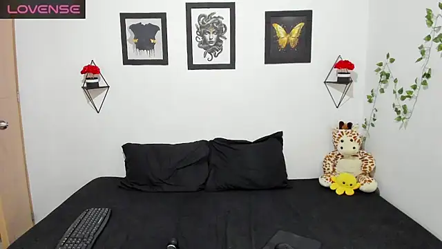 Alysson Billy online show from 10-04-25, 10:33