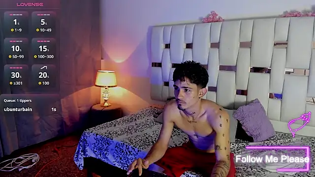 nextboywell1 online show from 03-05-26, 04:20