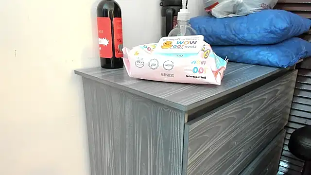 nextboywell1 online show from 05-13-26, 03:02
