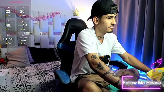 nextboywell1 online show from 03-12-26, 03:12