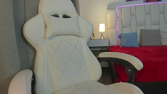 nextboywell1 online show from 05-23-26, 03:27