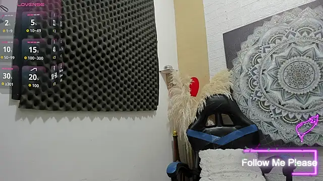 nextboywell1 online show from 02-17-26, 07:11