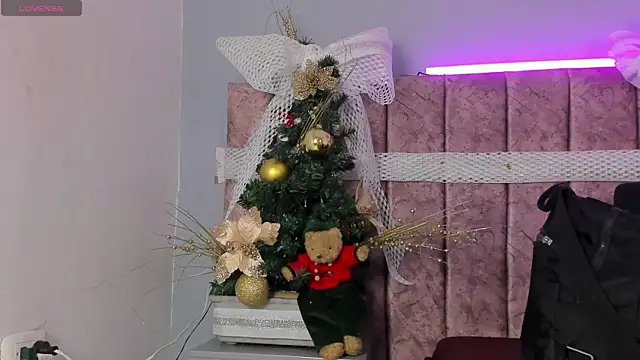  jasmine blush online show from 12-18-25, 12:42