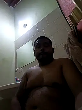 Culero33xxx online show from 10-28-25, 04:24