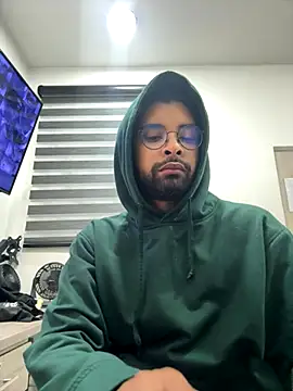 Snapshot of Jerry_blaze chatting on 11-25-25, 06:47 Jerry blaze online show from 11-25-25, 06:47