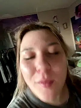 Kemeli008 online show from 09-30-25, 03:07