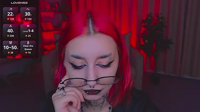 Snapshot of Mistress__Marcelline chatting on 07-16-26, 02:08 Mistress Marcelline online show from 07-16-26, 02:08