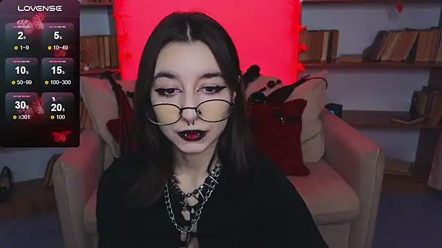 Mistress  Marcelline online show from 09-25-25, 10:43