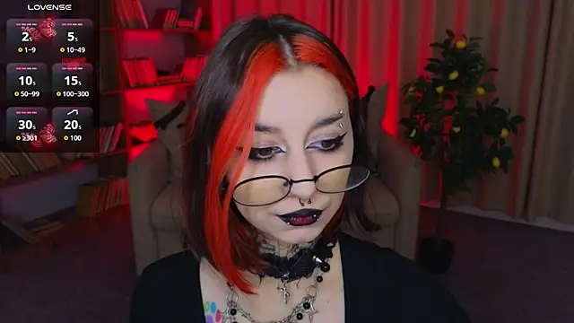 Mistress  Marcelline online show from 05-27-26, 01:37