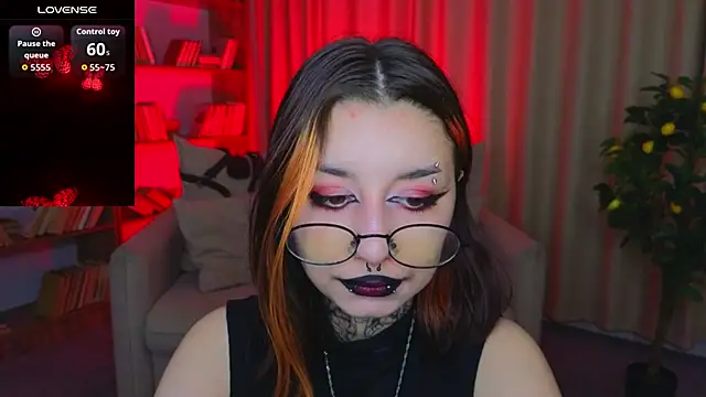 Mistress  Marcelline online show from 04-29-26, 01:32