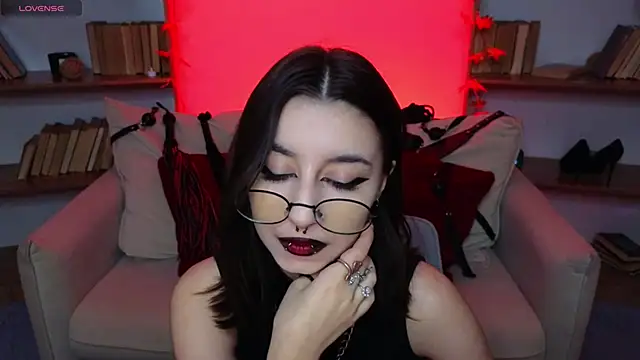 Mistress  Marcelline online show from 10-12-25, 09:32