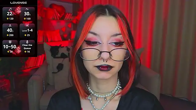 Snapshot of Mistress__Marcelline chatting on 02-13-26, 09:42 Mistress Marcelline online show from 02-13-26, 09:42