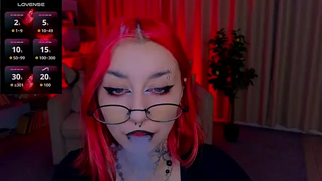 Snapshot of Mistress__Marcelline chatting on 07-10-26, 01:38 Mistress Marcelline online show from 07-10-26, 01:38