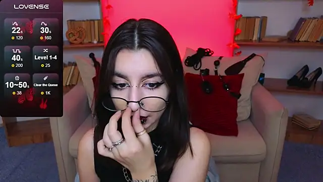 Mistress  Marcelline online show from 10-04-25, 10:06