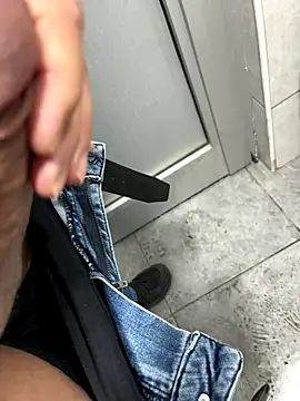 Snapshot of KAZANOVAA chatting on 11-11-25, 12:22 KAZANOVAA online show from 11-11-25, 12:22