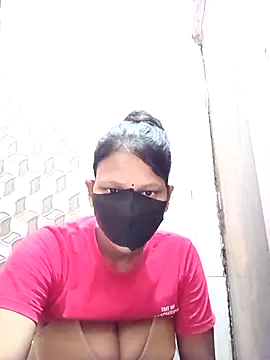 Snapshot of varnika chatting on 09-15-25, 02:34 varnika online show from 09-15-25, 02:34