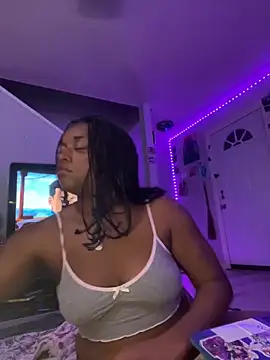 XKimmyGreen online show from 04-16-26, 04:02