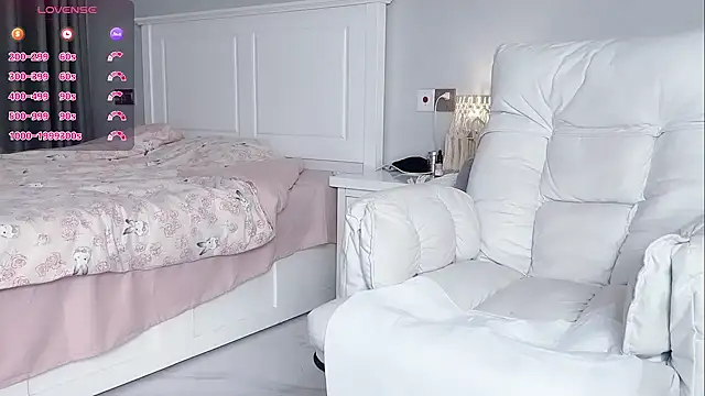 B-Yaya online show from 09-29-25, 02:55