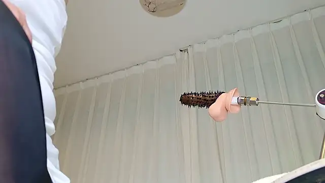 B-Yaya online show from 06-18-26, 12:21