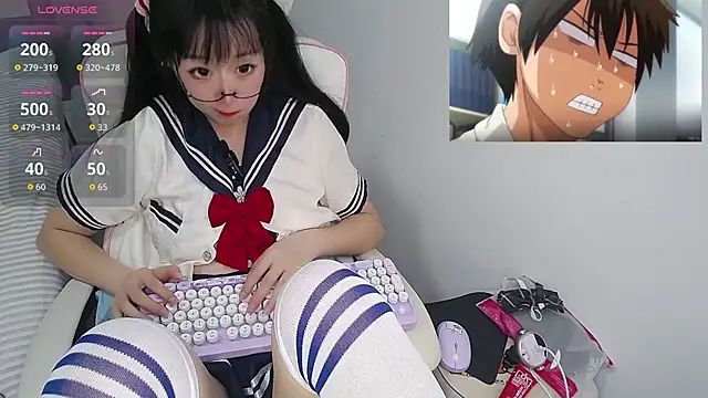 Snapshot of Angela-AMY chatting on 11-05-25, 03:42 Angela-AMY online show from 11-05-25, 03:42