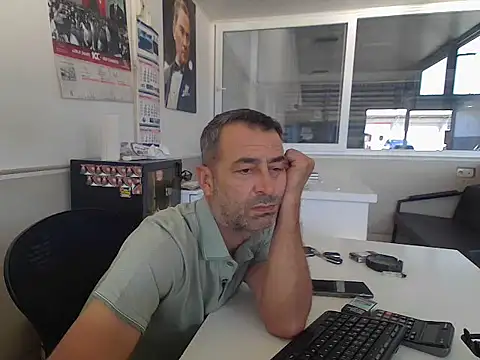 rafasilva3535 online show from 09-24-25, 01:39