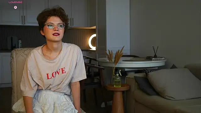EdlinGathright online show from 06-28-26, 04:08