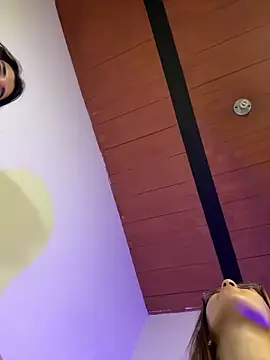 Snapshot of roxanne_03 chatting on 10-04-25, 04:36 roxanne 03 online show from 10-04-25, 04:36