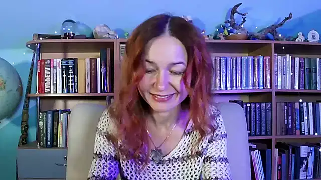 Snapshot of Foxilady357 chatting on 12-04-25, 01:54 Foxilady357 online show from 12-04-25, 01:54