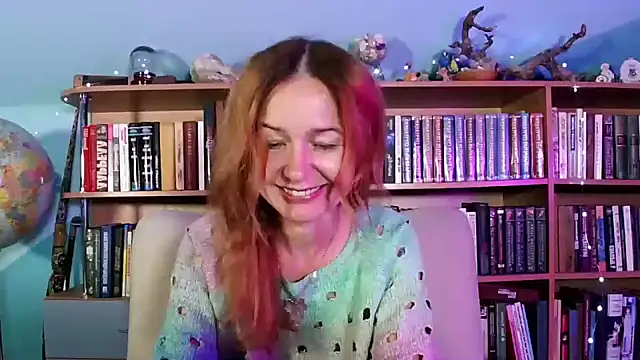 Snapshot of Foxilady357 chatting on 10-28-25, 02:49 Foxilady357 online show from 10-28-25, 02:49