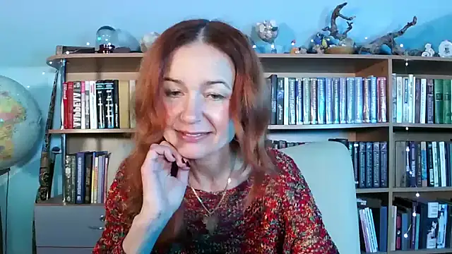 Snapshot of Foxilady357 chatting on 11-29-25, 04:29 Foxilady357 online show from 11-29-25, 04:29