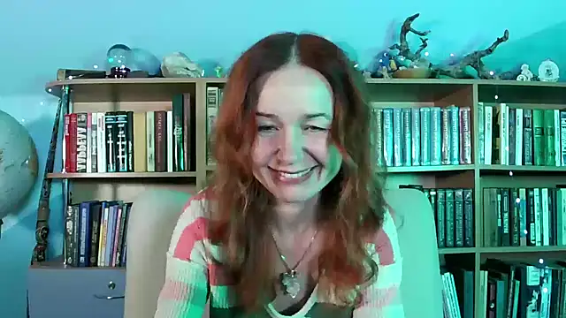 Snapshot of Foxilady357 chatting on 12-19-25, 02:19 Foxilady357 online show from 12-19-25, 02:19