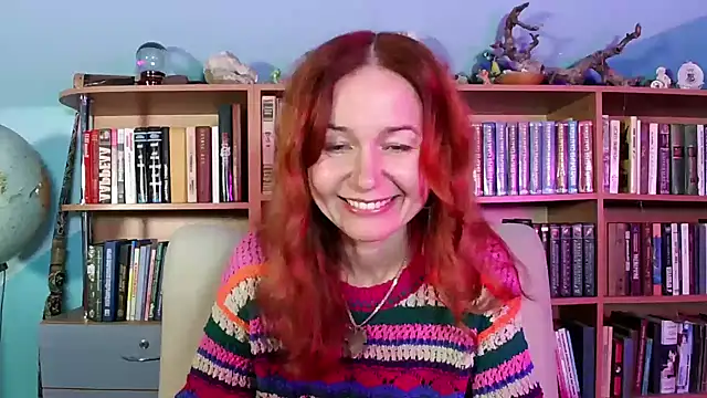 Snapshot of Foxilady357 chatting on 12-17-25, 04:45 Foxilady357 online show from 12-17-25, 04:45