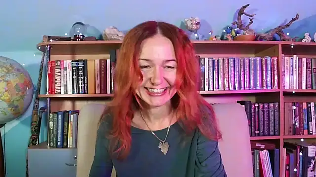 Snapshot of Foxilady357 chatting on 11-17-25, 04:22 Foxilady357 online show from 11-17-25, 04:22