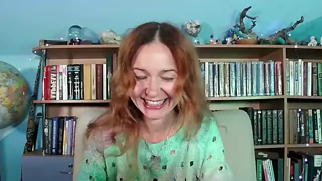 Snapshot of Foxilady357 chatting on 10-15-25, 02:03 Foxilady357 online show from 10-15-25, 02:03