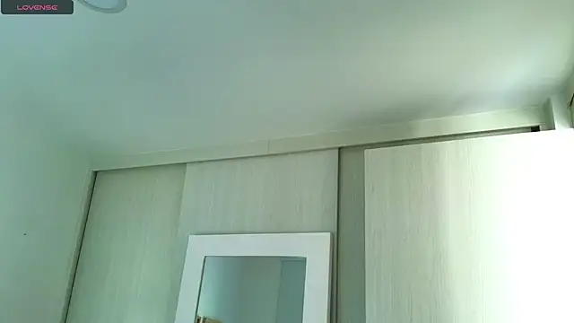 Snapshot of yulian_vasquez chatting on 09-17-25, 11:56 yulian vasquez online show from 09-17-25, 11:56