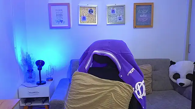 yulian vasquez online show from 12-04-25, 12:26