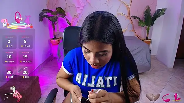 sharlottxl online show from 11-11-25, 12:49