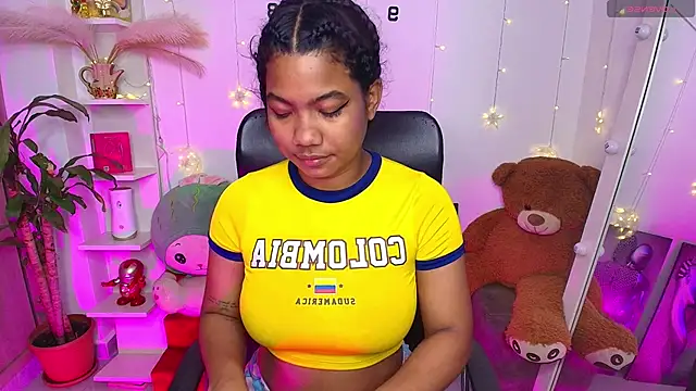 sharlottxl online show from 05-07-26, 11:02