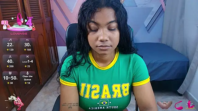 sharlottxl online show from 11-26-25, 12:21