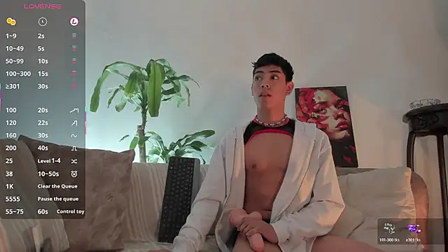 LoganTwink18 online show from 02-25-26, 02:28