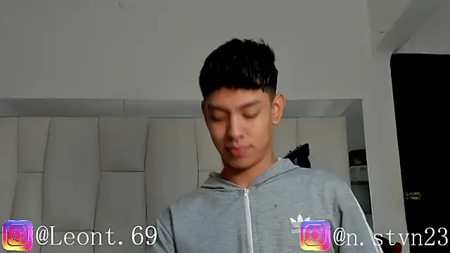 LoganTwink18 online show from 04-20-26, 01:35